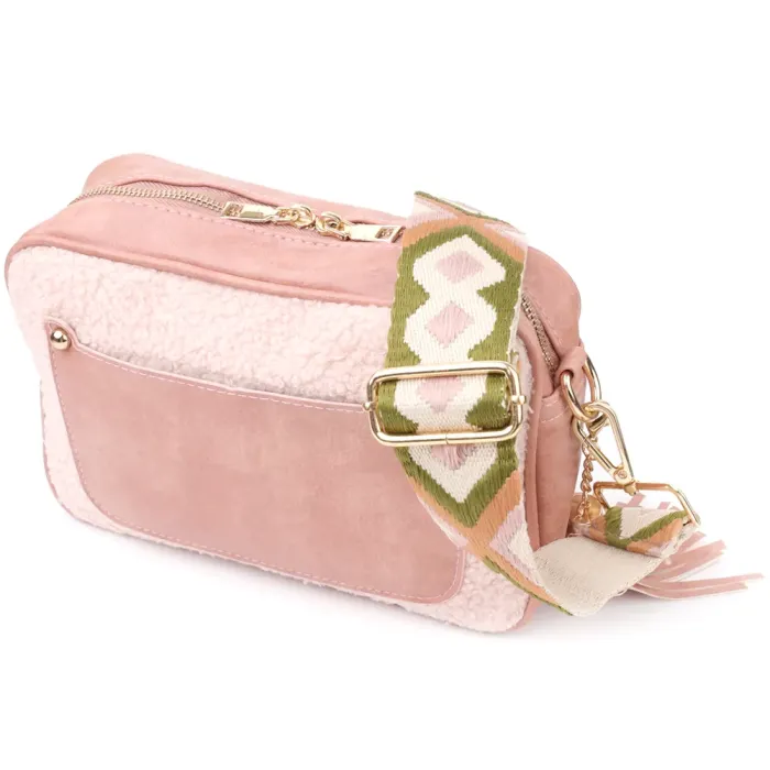 Жіноча сумка з плюшевою вставкою на лицьовій стороні з екошкіри Vintage 15133 Рожевий