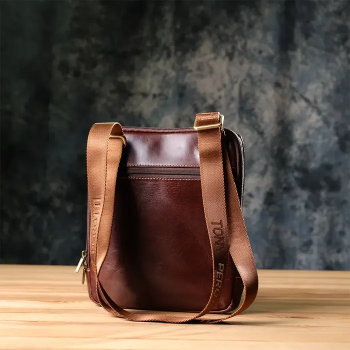 Стильна чоловіча сумка через плече з гладкої натуральної шкіри Tony Perotti 20854_1 (9137-20 moro) Коричневий