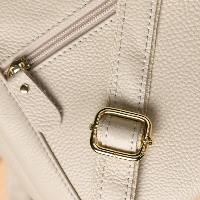 Зручна жіноча шкіряна сумка з трьома секціями Vintage 22980 Білий