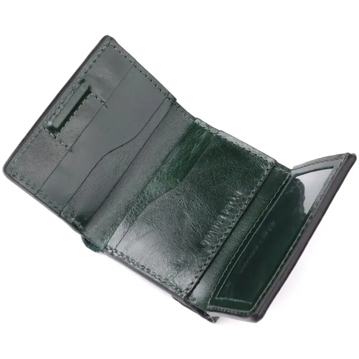 Відмінний гаманець у три складання з натуральної гладкої шкіри GRANDE PELLE 22944 Зелений