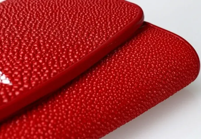 Гаманець жіночий STINGRAY LEATHER 18030 із натуральної шкіри морського ската Червоний