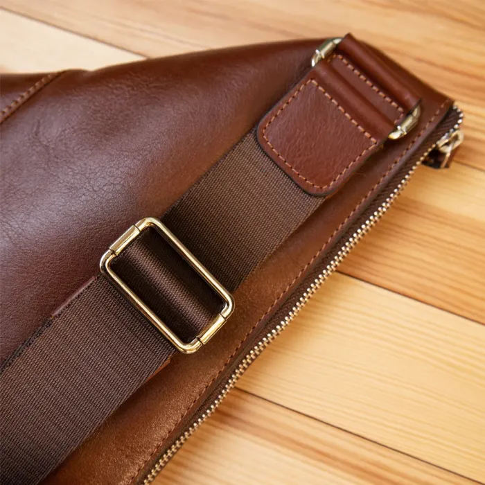 Стильна шкіряна чоловіча сумка через плече GRANDE PELLE 11358 Коричневий