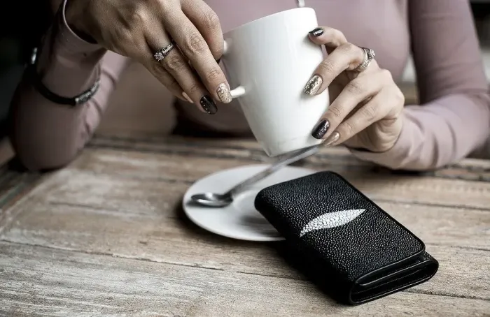 Кошелек женский STINGRAY LEATHER 18038 из натуральной кожи морского ската Черный