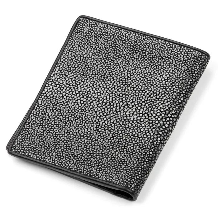 Вертикальне портмоне STINGRAY LEATHER 18057 із натуральної шкіри морського ската Чорне