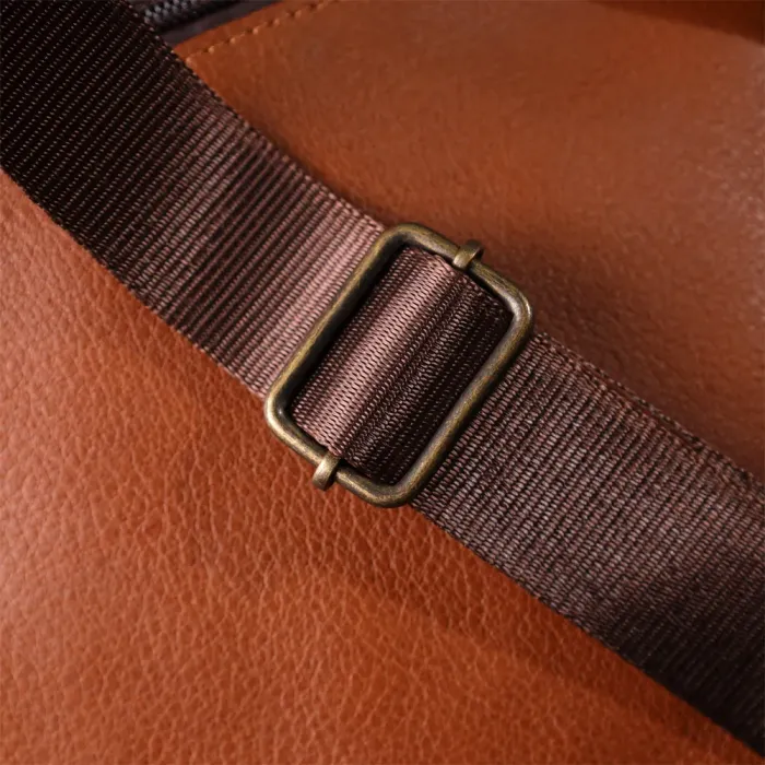 Чоловіча шкіряна сумка через плече із міцної зернистої шкіри Shvigel 23151 Рудий