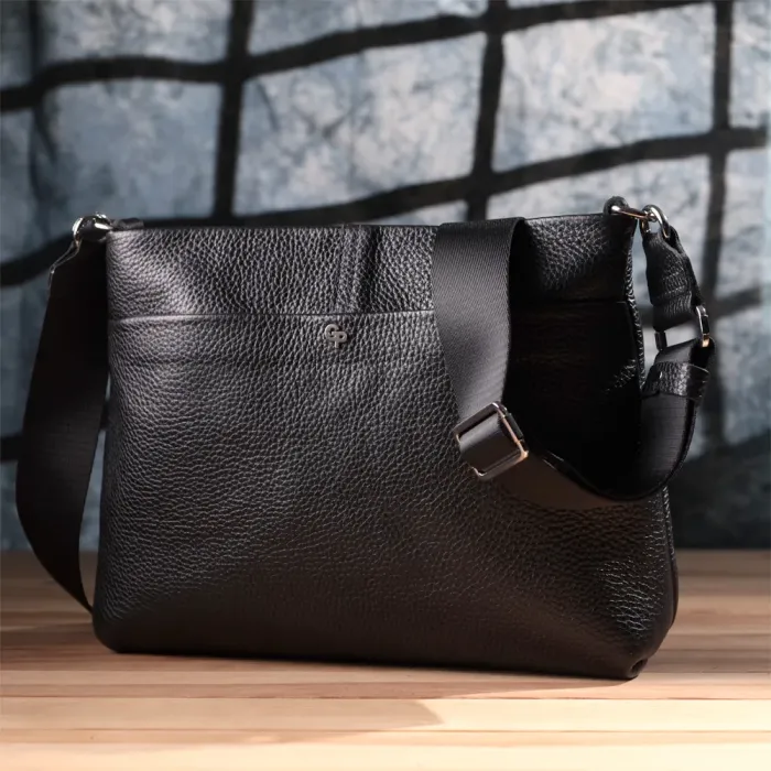 Жіночий шоппер 2 в 1 із натуральної шкіри GRANDE PELLE 22881 Чорний