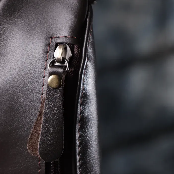 Бананка для чоловіків з гладкої натуральної шкіри Shvigel 23135 Коричневий