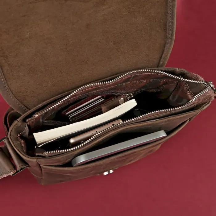 Сумка SHVIGEL 00890 із вінтажної шкіри Коричнева