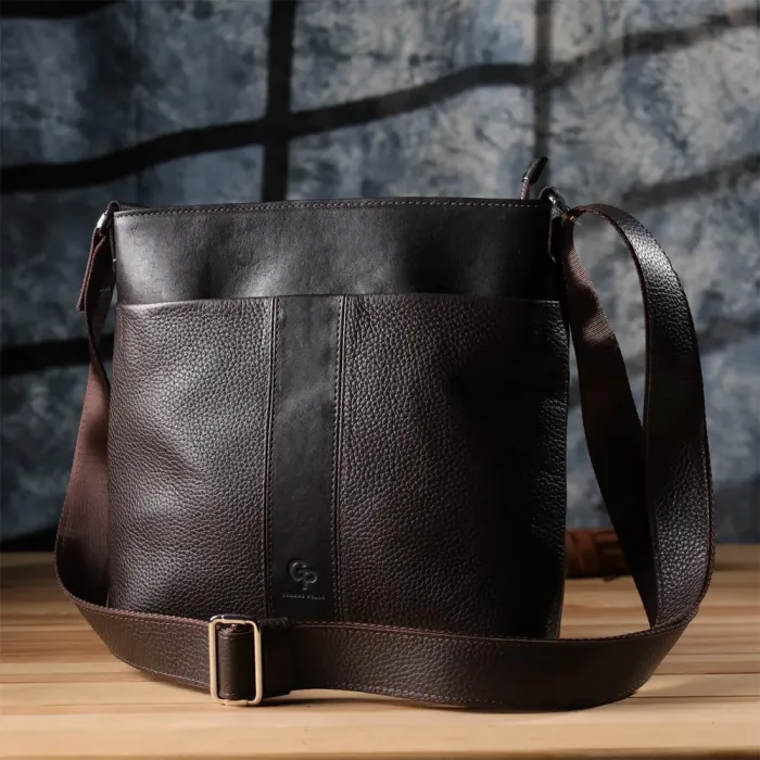 Стильна сумка через плече для чоловіків із натуральної шкіри GRANDE PELLE 22884 Коричневий