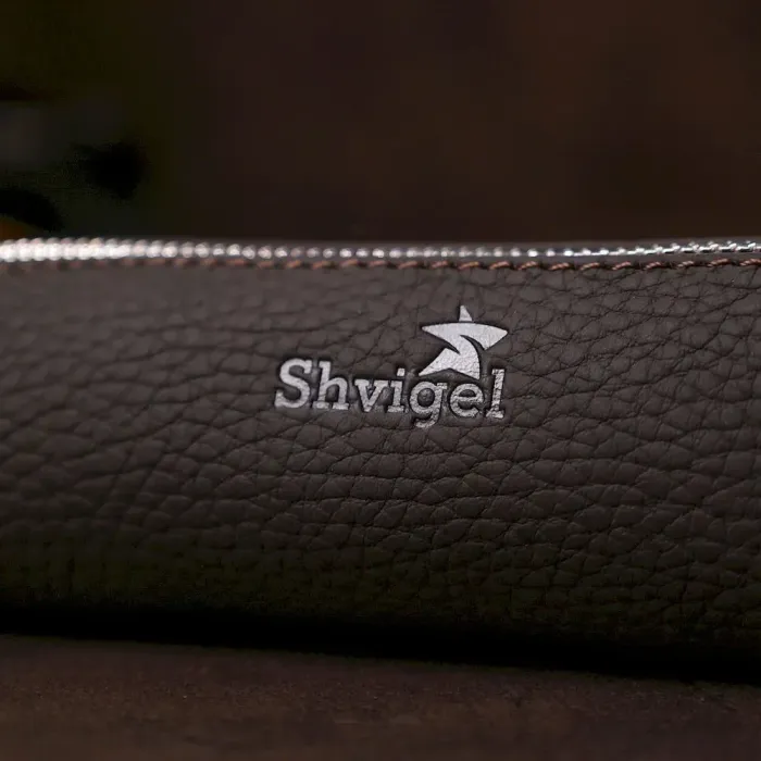 Матовая кожаная ключница Shvigel 16545 Коричневый