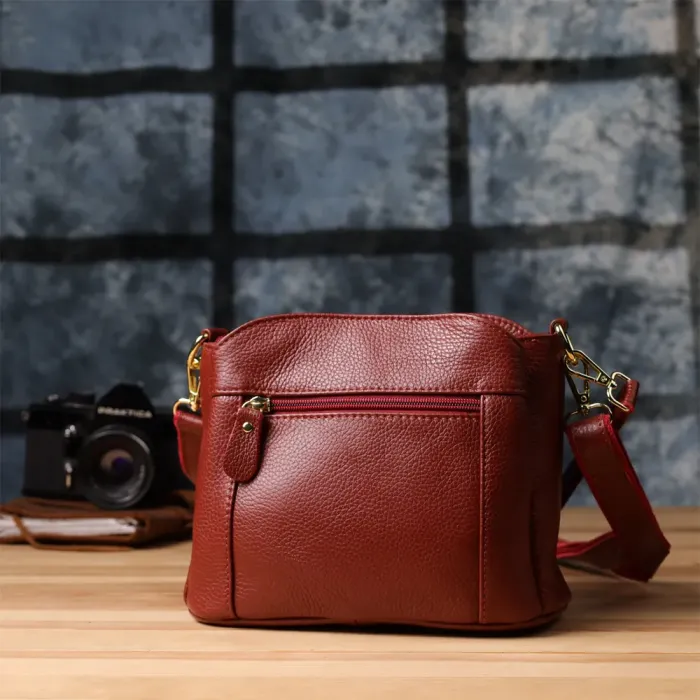 Яскрава жіноча шкіряна сумка з трьома секціями Vintage 22981 Червоний