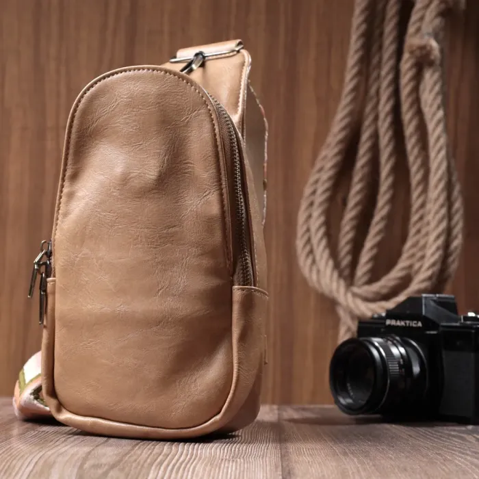 Сумка через плече для жінок з екошкіри Vintage 22790 Світло-коричневий