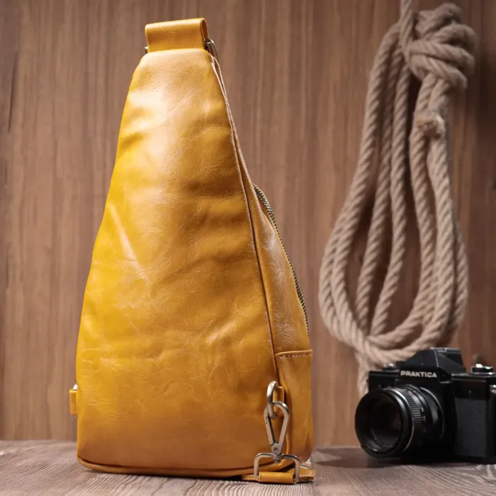 Яскрава жіноча сумка з екошкіри з акцентом на текстильну лямку Vintage 22775 Жовтий