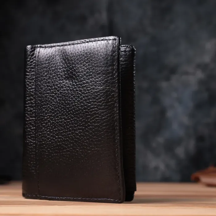 Вертикальний чоловічий шкіряний гаманець у два складання Vintage 15091 Чорний