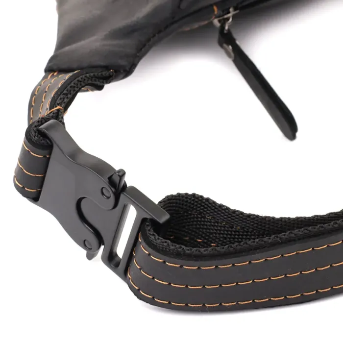 Стильна сумка-бананка для чоловіків із натуральної вінтажної шкіри Shvigel 23120 Чорний