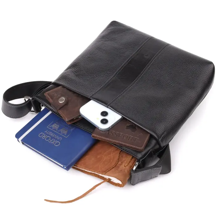 Красива сумка через плече для чоловіків із натуральної шкіри GRANDE PELLE 22883 Чорна