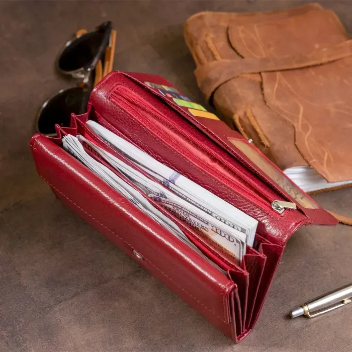 Гаманець шкіряний у дві додавання жіночий ST Leather 19288 Бордовий