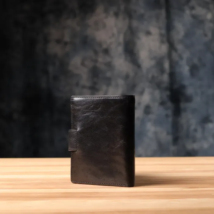 Зручний гаманець із глянсової натуральної шкіри Tony Perotti 20875_1 (1693 nero) Чорний