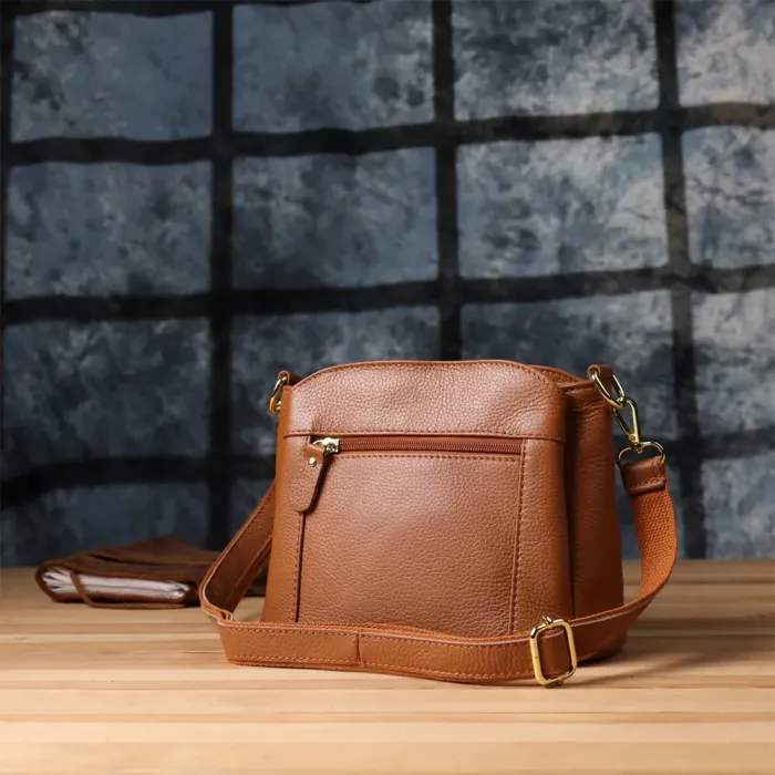 Стильна жіноча сумка на три відділення з натуральної шкіри Vintage 22975 Рудий