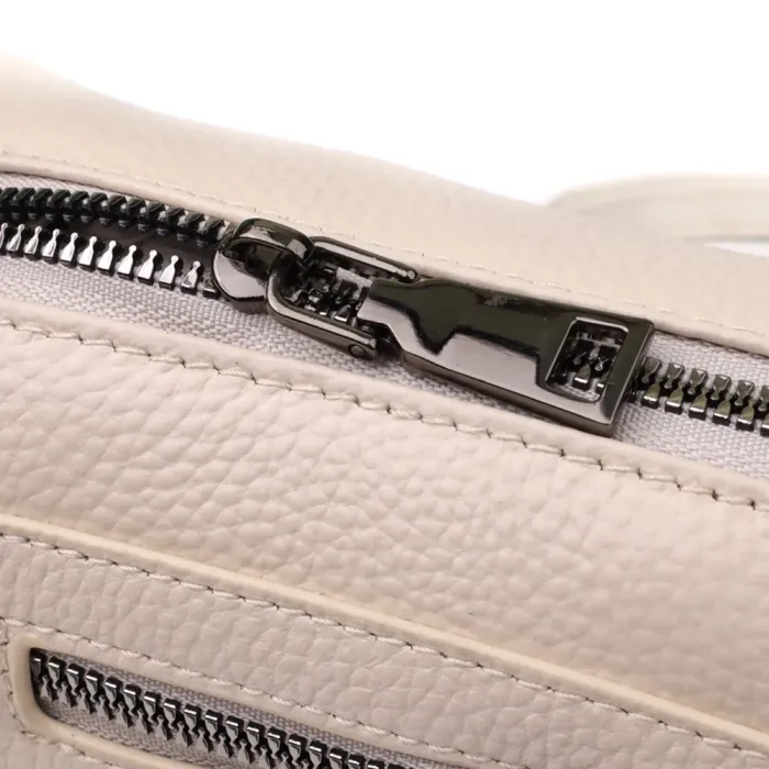 Компактна сумка жіноча з трендовим декором з натуральної шкіри Vintage 22923 Білий