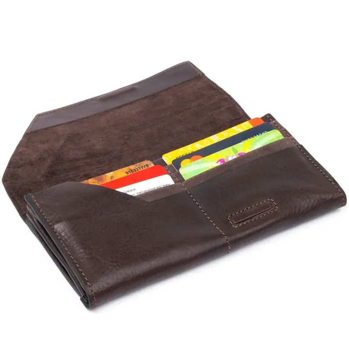 Горизонтальный клатч глянцевый на магните GRANDE PELLE 11317 Шоколадный