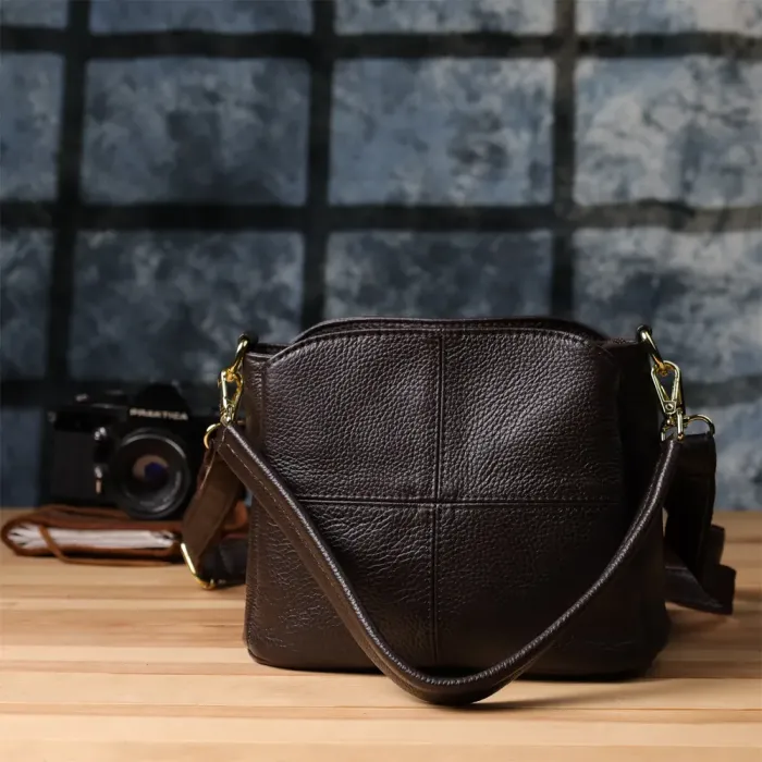 Жіноча сумка з натуральної шкіри зі зручною внутрішньою організацією Vintage 22979 Коричневий