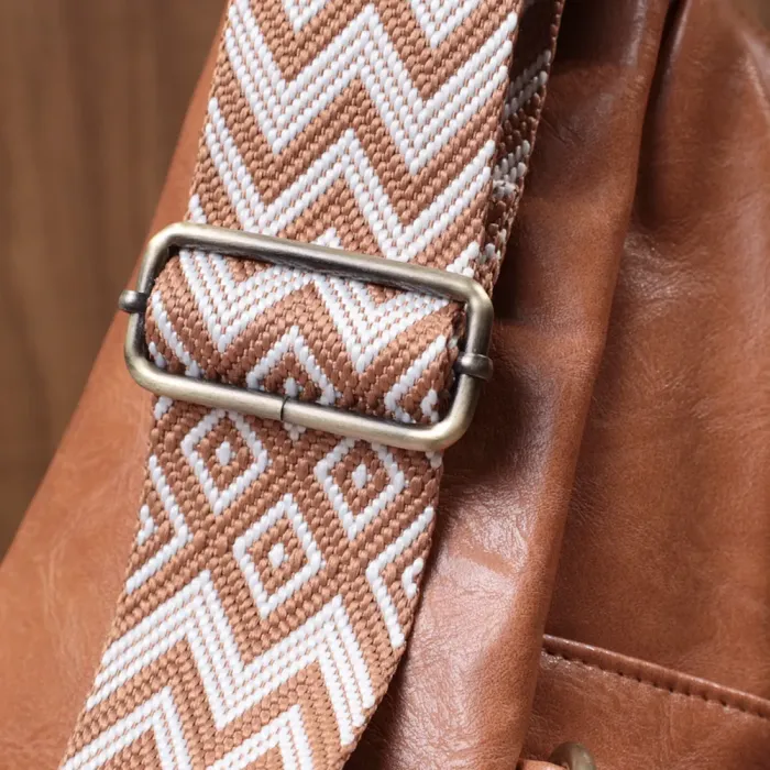 Цікава сумка через плече в модному кольорі з екошкіри Vintage 22793 Рудий