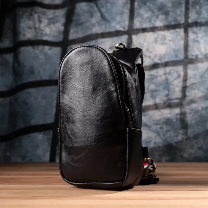 Жіночий слінг сумка через плече з екошкіри Vintage 15117 Чорний