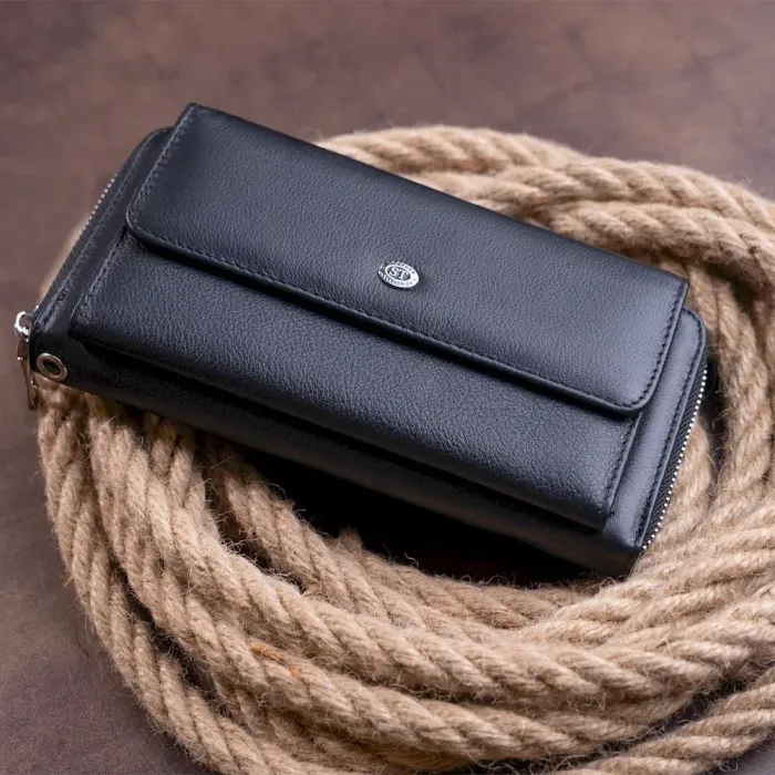 Гаманець з кишенькою на лицьовій стороні жіночий ST Leather 19367 Чорний