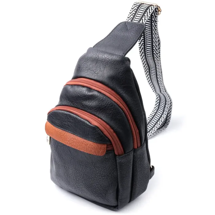 Зручна жіноча сумка через плече з отвором для навушників з екошкіри Vintage 22787 Чорний