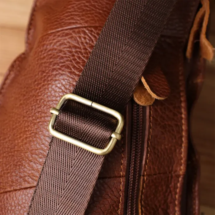 Зручна чоловіча сумка з великою кількістю кишень із натуральної шкіри Vintage 22963 Коричневий