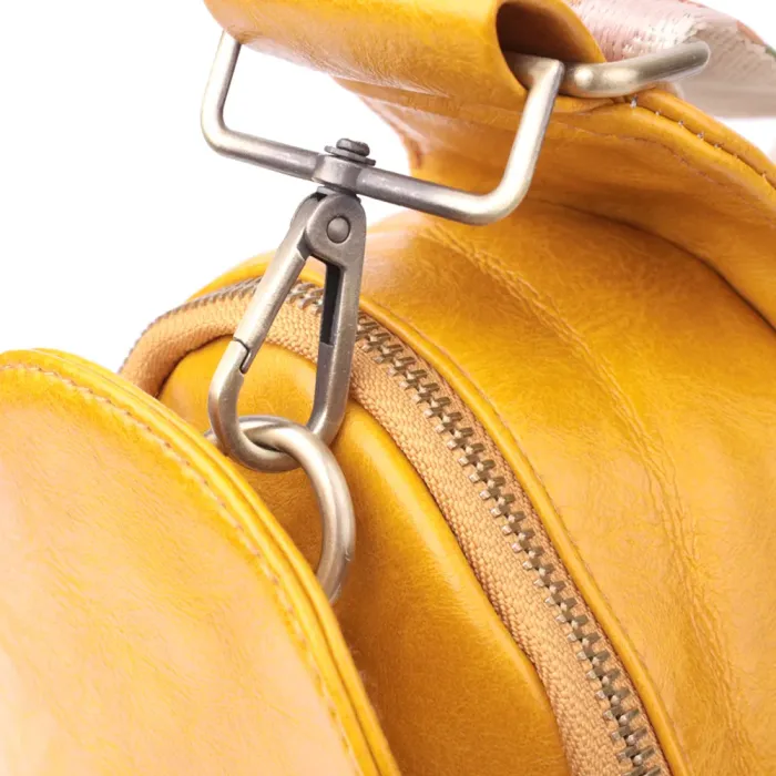 Зручна жіноча слінг сумка через плече з екошкіри Vintage 15118 Жовтий