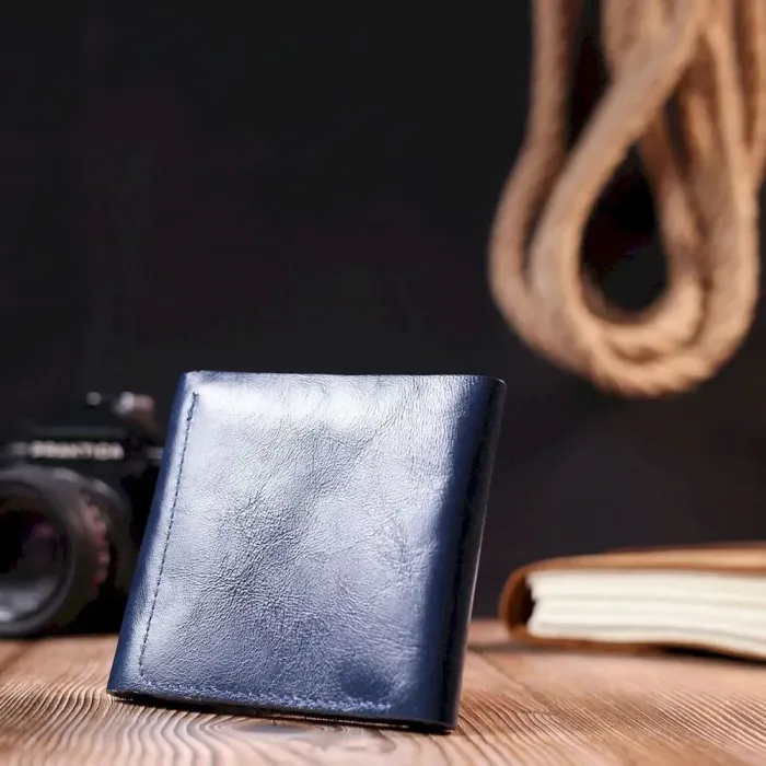 Зручне портмоне із натуральної шкіри Shvigel 16622 Синій