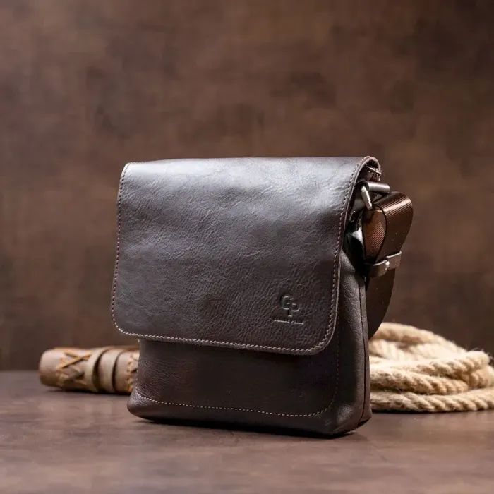 Сумка мессенджер в гладкой коже GRANDE PELLE 11334 Шоколадная