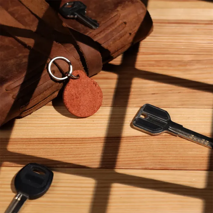 Брелок із тисненням герба України з натуральної шкіри Shvigel 55000 Світло-коричневий