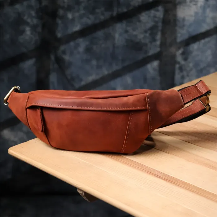 Практична сумка-бананка для чоловіків із натуральної вінтажної шкіри Shvigel 23122 Рудий