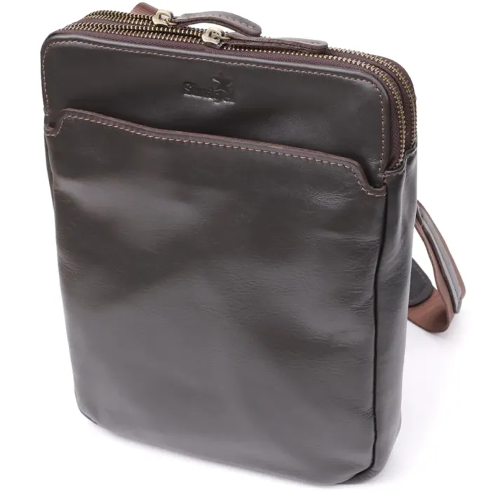 Вертикальна чоловіча сумка через плече із гладкої натуральної шкіри Shvigel 20868_1 Коричневий