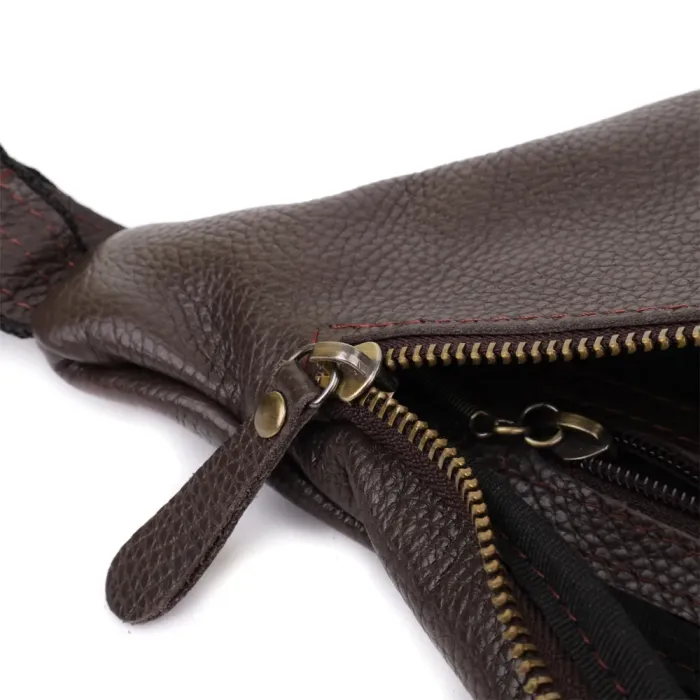 Стильна сумка бананка із зернистої натуральної шкіри Shvigel 23146 Коричневий