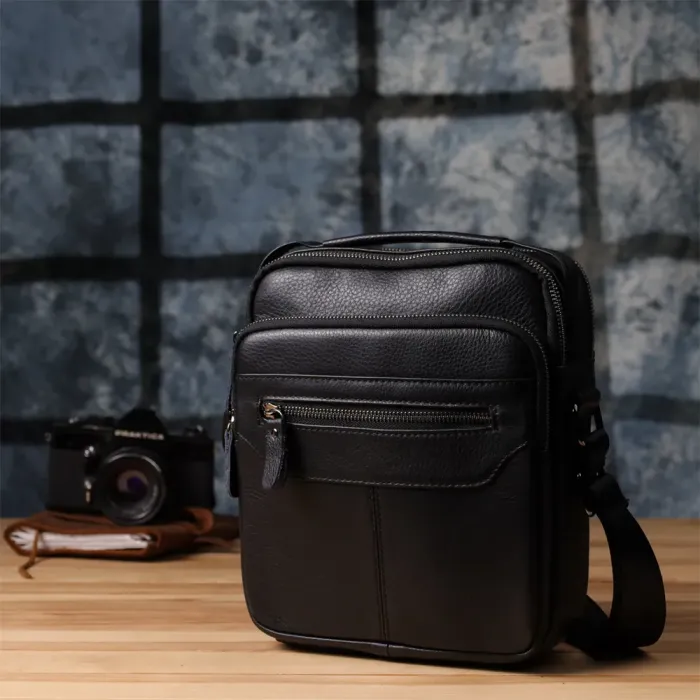 Вертикальна чоловіча сумка з натуральної шкіри Vintage 22967 Чорний