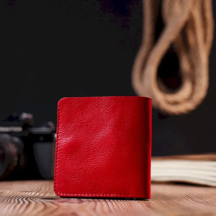 Жіноче невелике шкіряне портмоне Shvigel 16607 Червоний