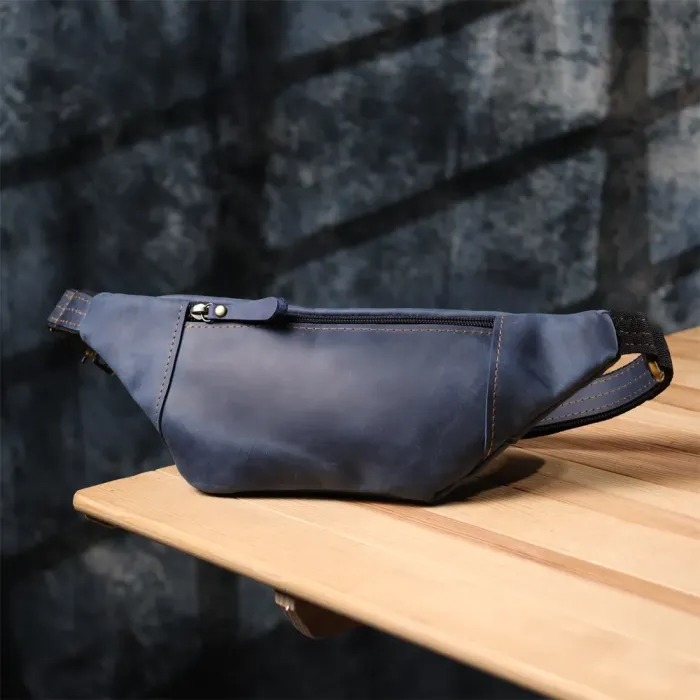 Красива сумка-бананка для чоловіків з натуральної vintage шкіри Shvigel 23123 Синій