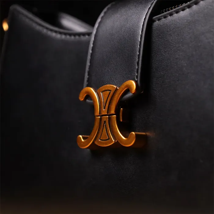 Жіноча елегантна сумка з екошкіри Vintage 15149 Чорний