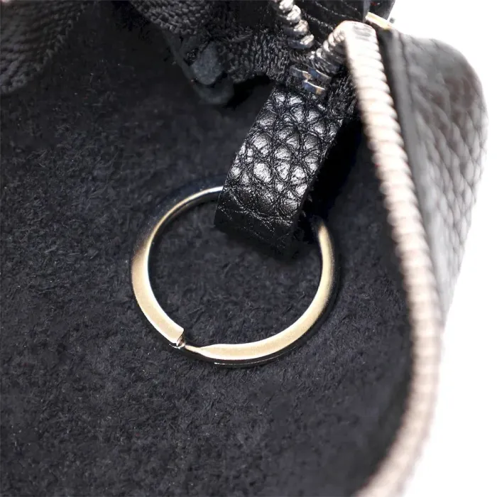 Шкіряна ключниця унісекс Shvigel 16536 Чорний