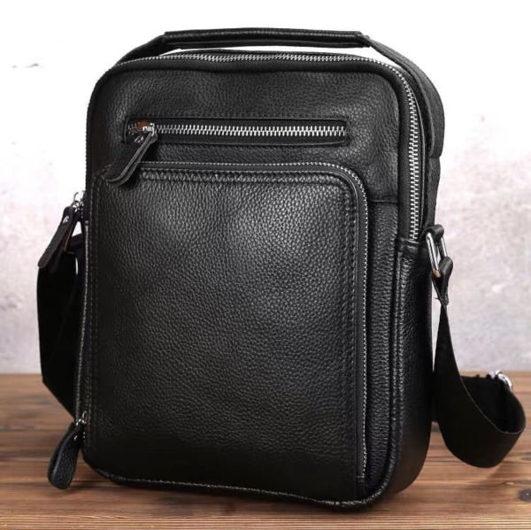 Шкіряна чоловіча сумка-барсетка через плече 22х26х7 / месенджер для телефону та документів, чорний