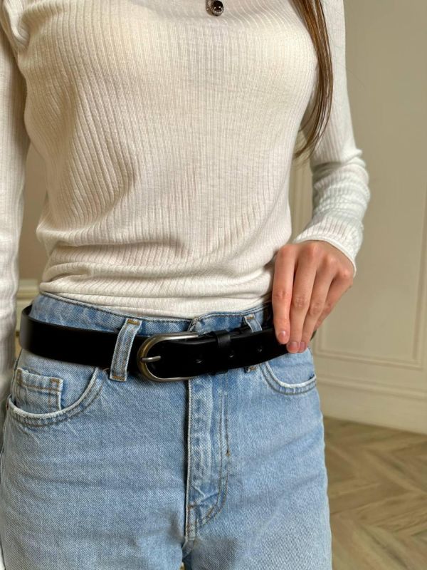 Ремінь шкіряний чорного кольору