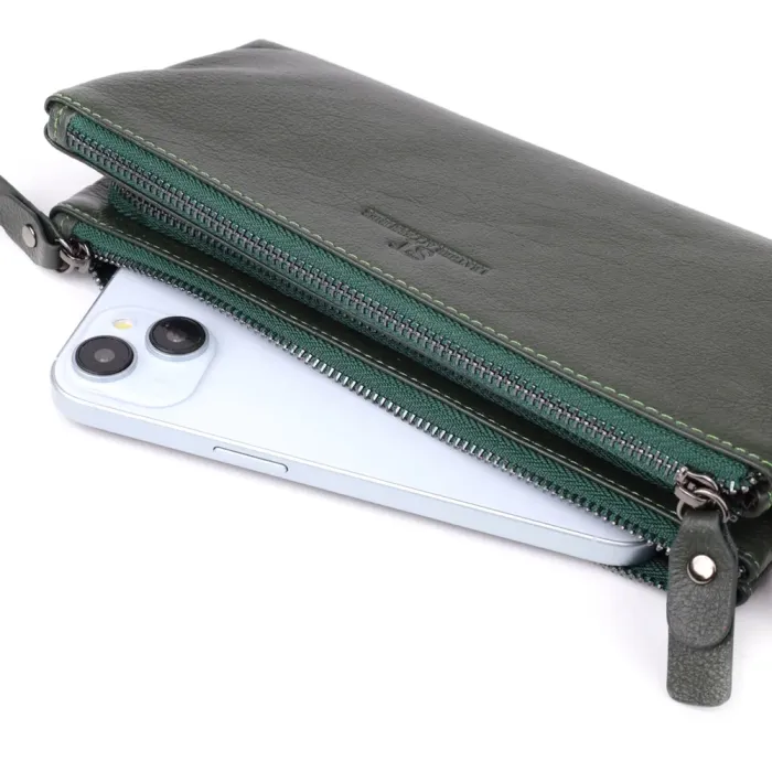 Красивий шкіряний гаманець на три відділення ST Leather 23110 Зелений