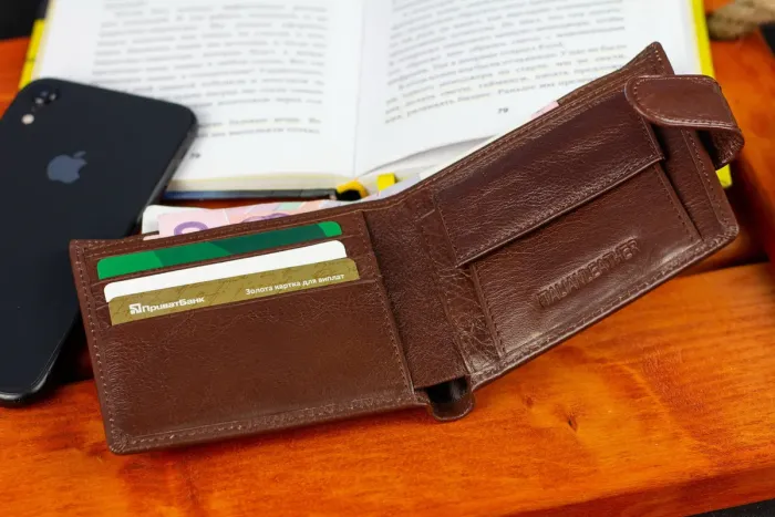 Чоловічий портмоне з натуральної шкіри ST Leather B104 Коричневий