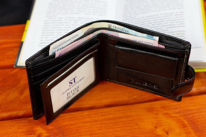 Стильне шкіряне портмоне ST Leather В 103 Чорний