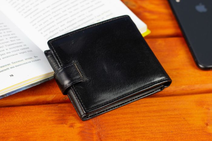 Класичне чоловіче портмоне з натуральної шкіри ST Leather В102 Чорний