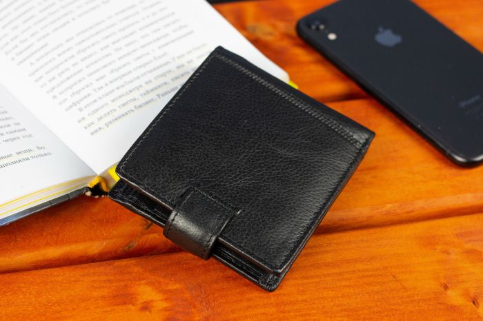 Шкіряне чоловіче портмоне на кнопці ST Leather ST104 Чорний